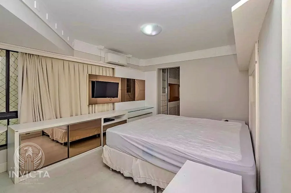Apartamento, 3 quartos, 197 m² - Foto 3