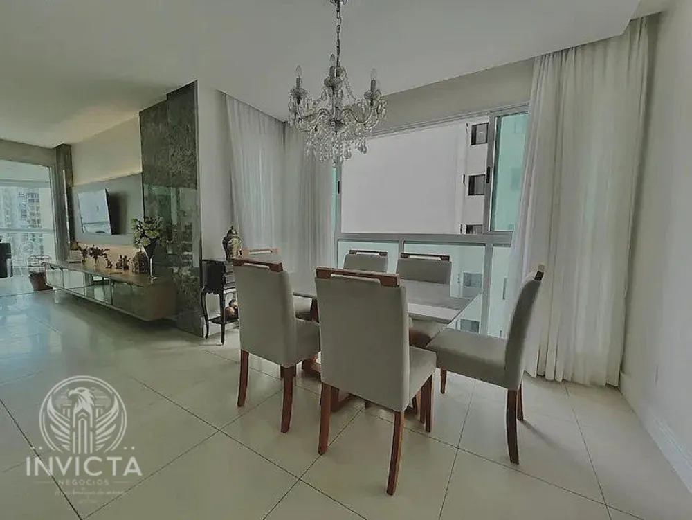 Apartamento, 3 quartos, 158 m² - Foto 1