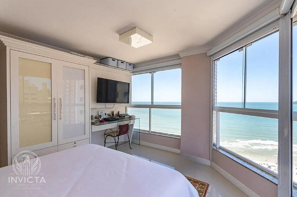 Cobertura, 4 quartos, 270 m² - Foto 2