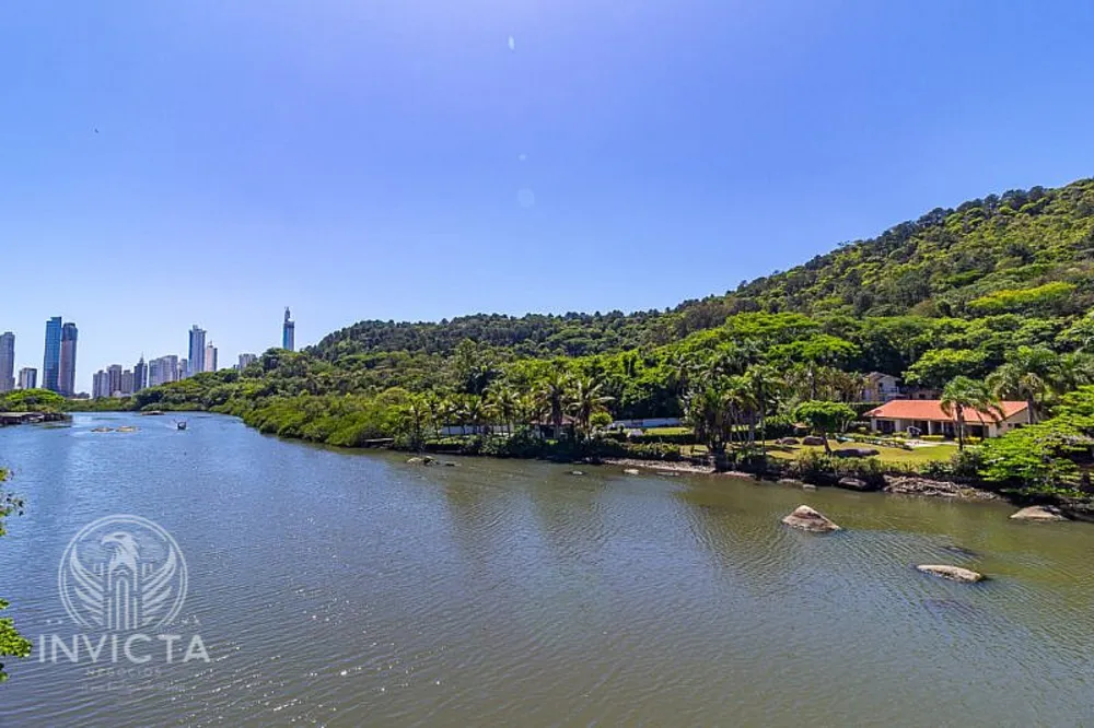 Casa, 3 quartos, 2339 m² - Foto 12