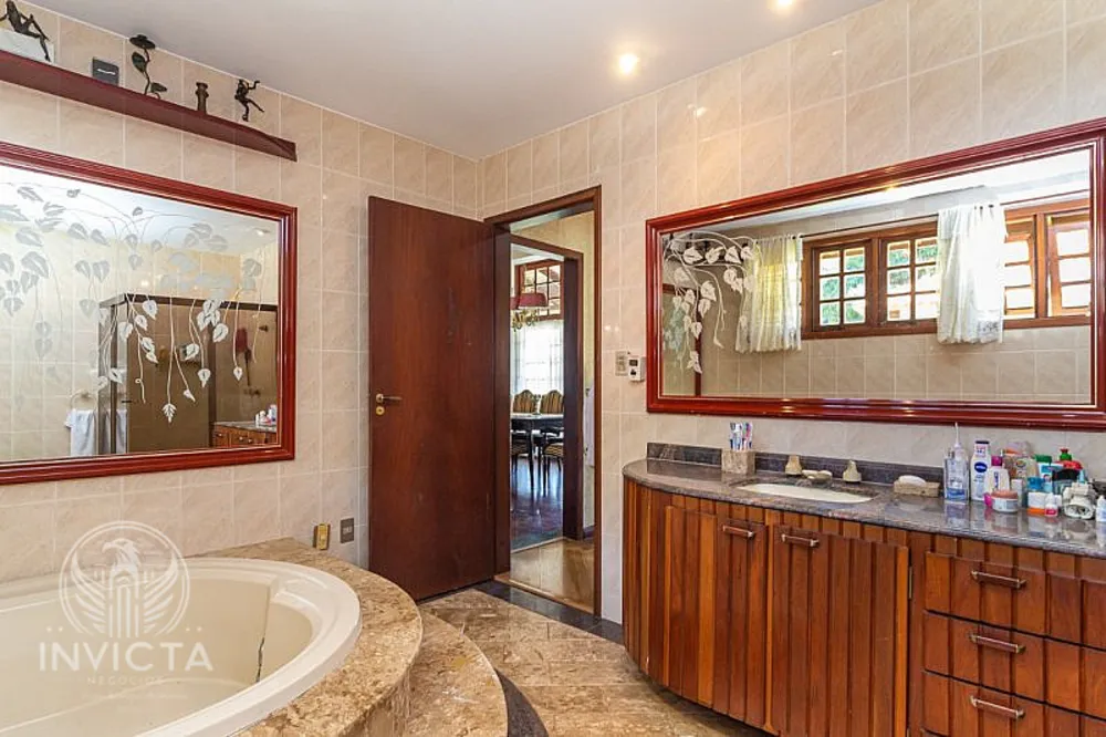 Casa, 3 quartos, 2339 m² - Foto 4