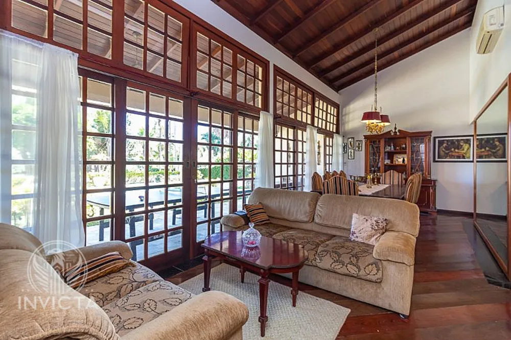 Casa, 3 quartos, 2339 m² - Foto 1