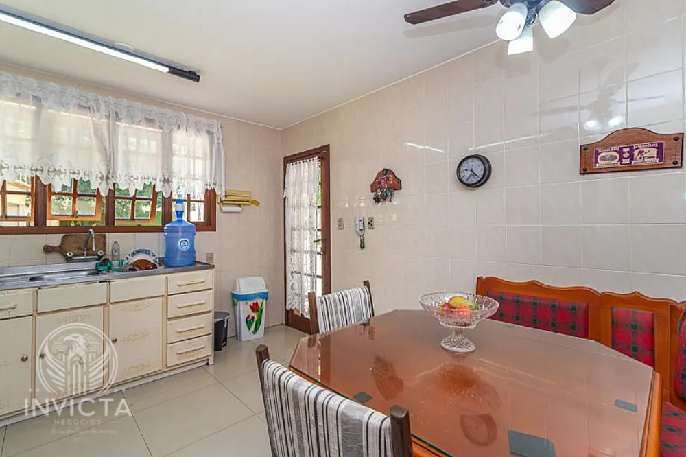 Casa, 3 quartos, 2339 m² - Foto 3