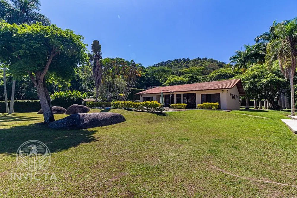 Casa, 3 quartos, 2339 m² - Foto 11