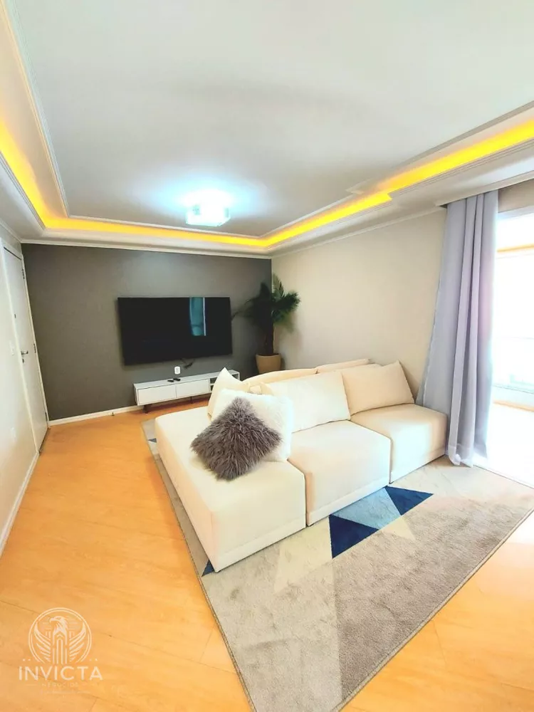 Apartamento à venda com 3 quartos, 182m² - Foto 2