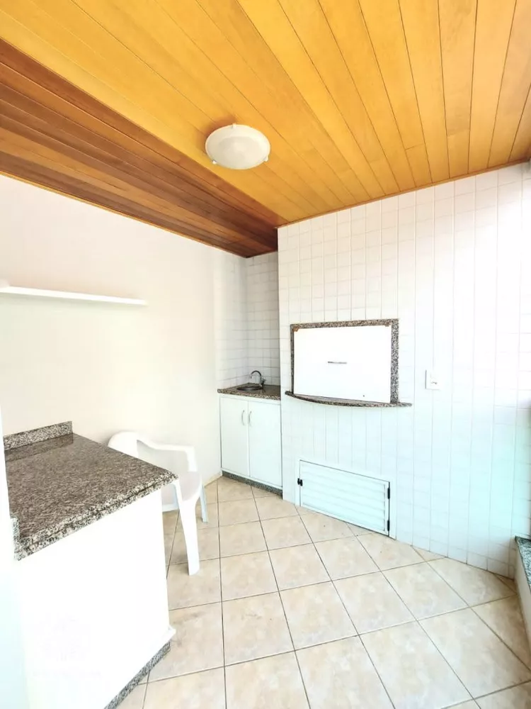 Apartamento à venda com 3 quartos, 182m² - Foto 8