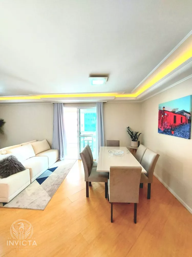 Apartamento à venda com 3 quartos, 182m² - Foto 1