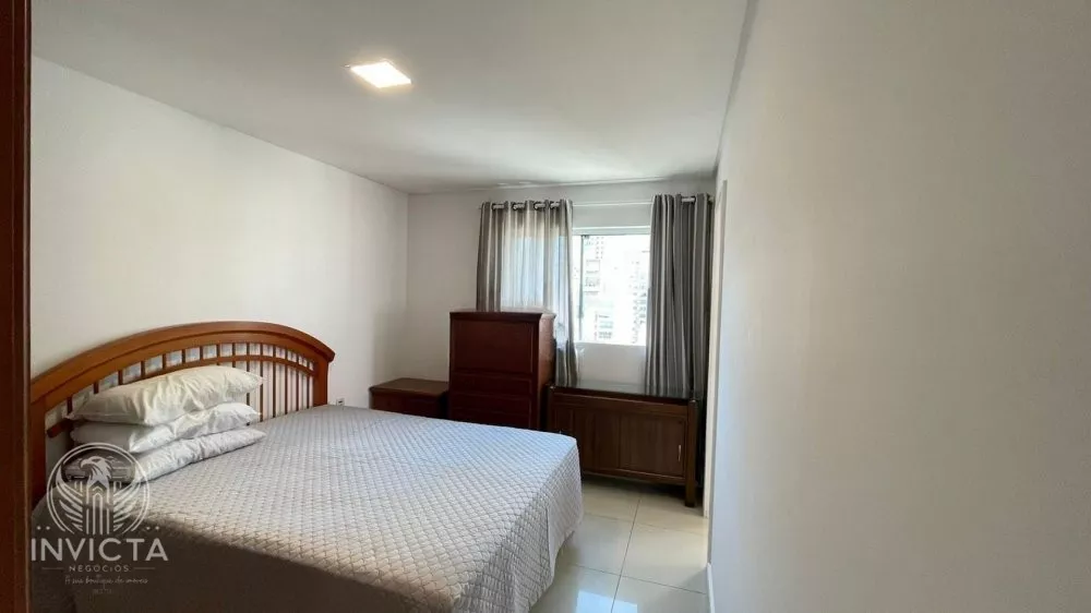 Apartamento à venda com 3 quartos, 100m² - Foto 11