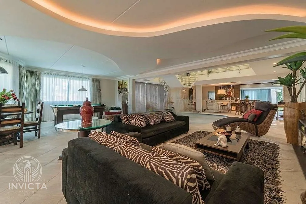 Casa, 4 quartos, 447 m² - Foto 1