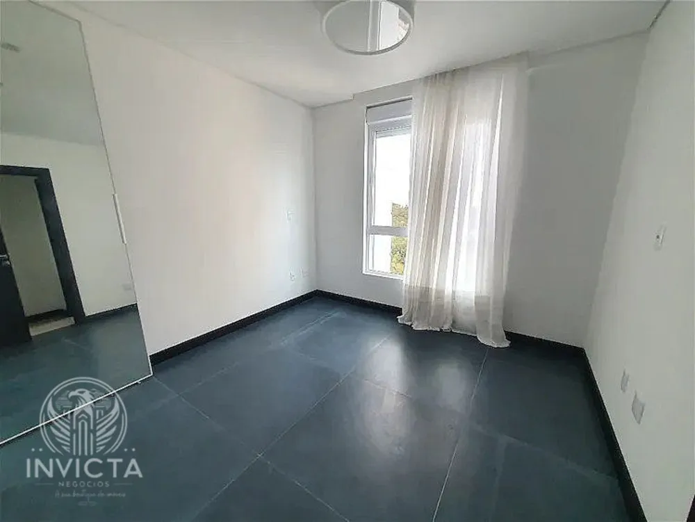 Cobertura, 3 quartos, 268 m² - Foto 1