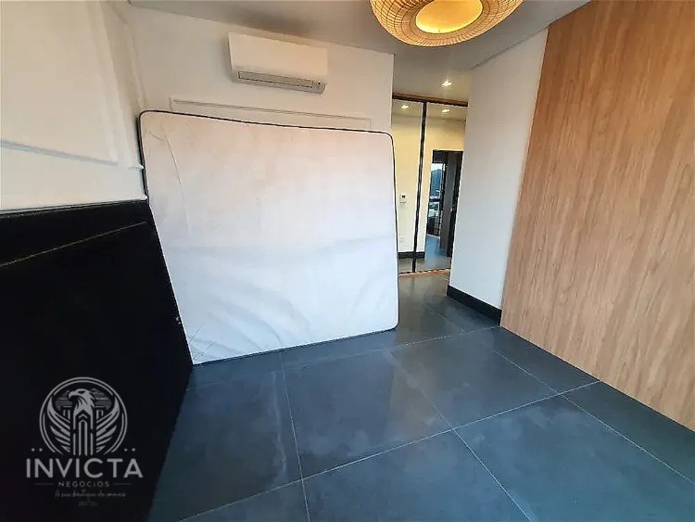 Cobertura, 3 quartos, 268 m² - Foto 2