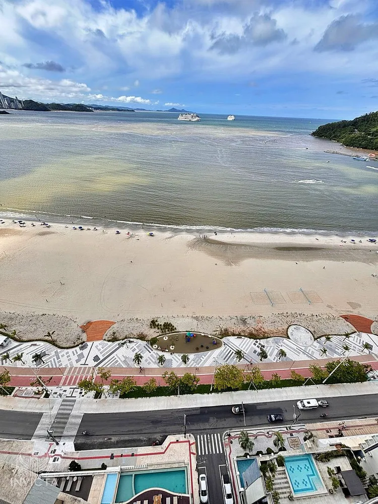 Apartamento, 3 quartos, 246 m² - Foto 2
