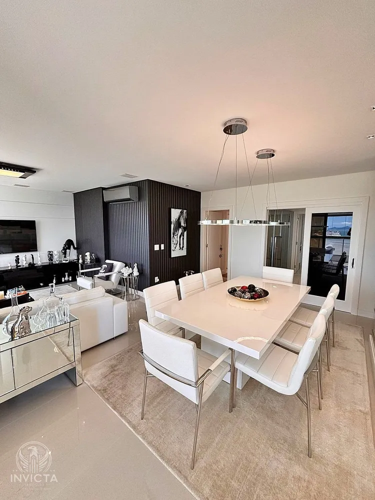 Apartamento, 3 quartos, 246 m² - Foto 4