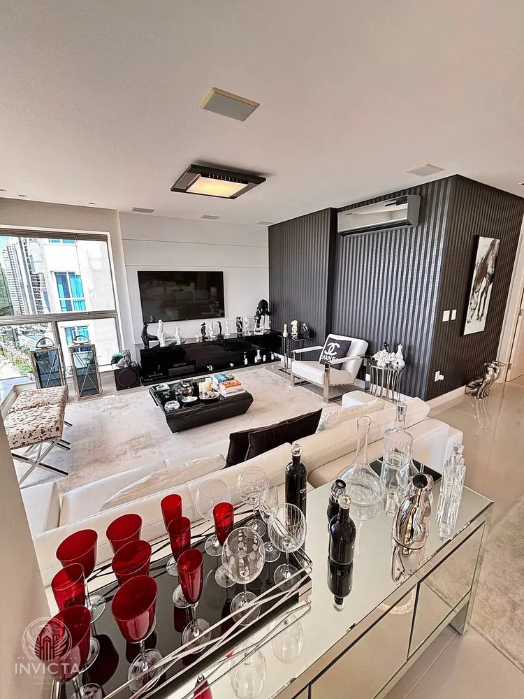 Apartamento, 3 quartos, 246 m² - Foto 5
