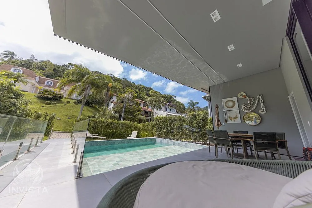 Casa, 4 quartos, 380 m² - Foto 1