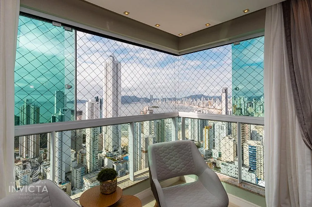 Apartamento, 3 quartos, 135 m² - Foto 2