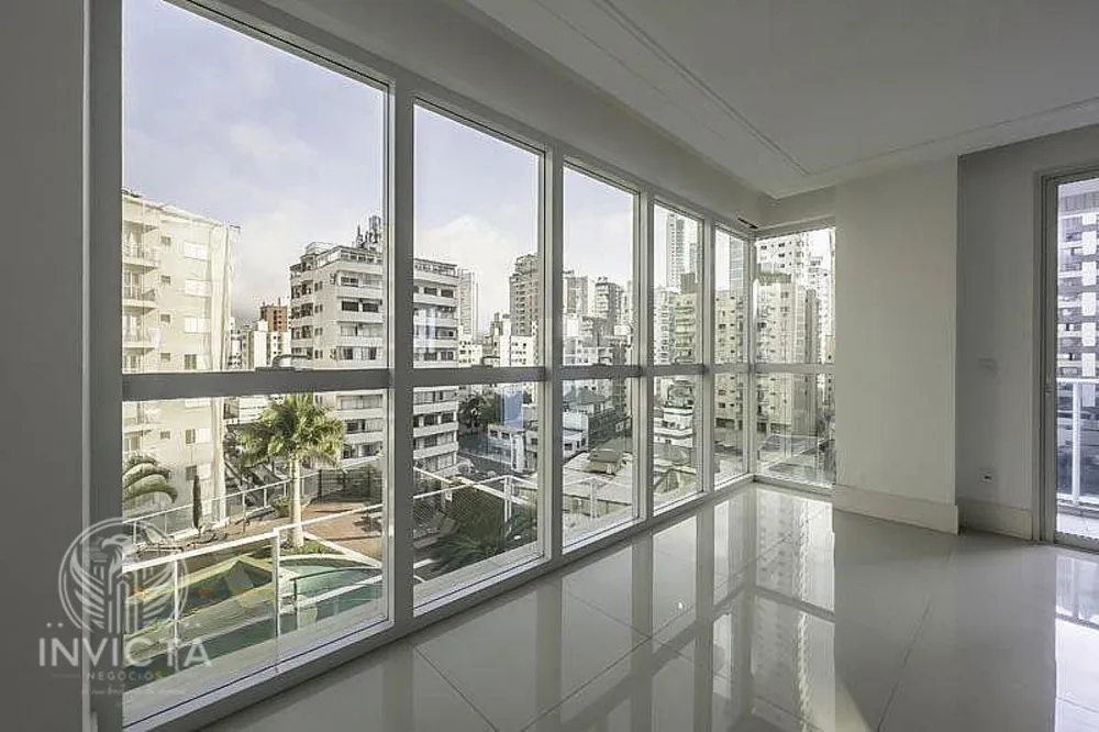 Apartamento, 3 quartos, 162 m² - Foto 1