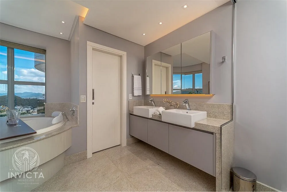 Apartamento, 4 quartos, 237 m² - Foto 2