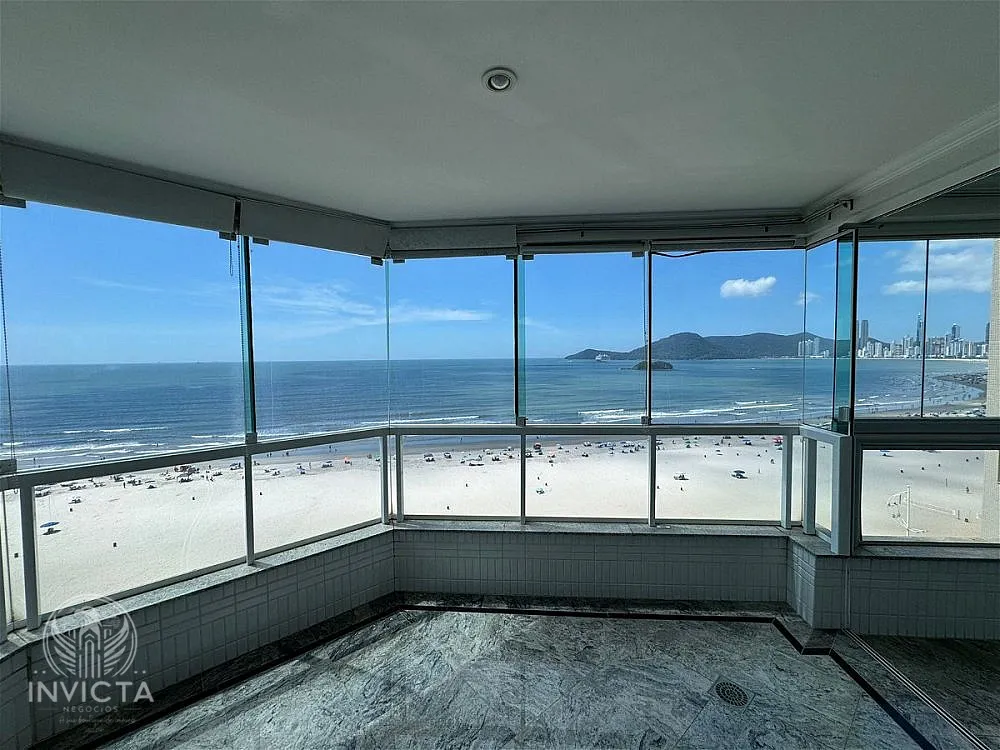 Apartamento, 3 quartos, 236 m² - Foto 1