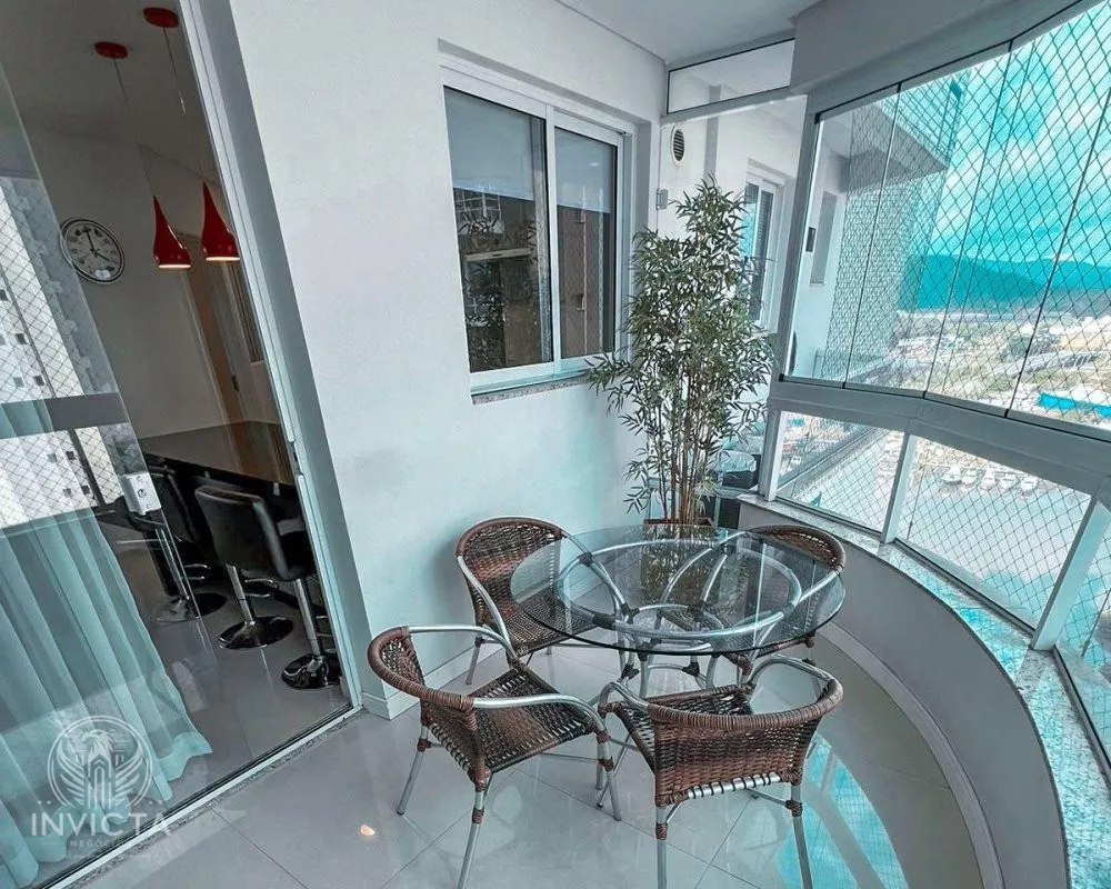 Apartamento à venda com 3 quartos, 150m² - Foto 8