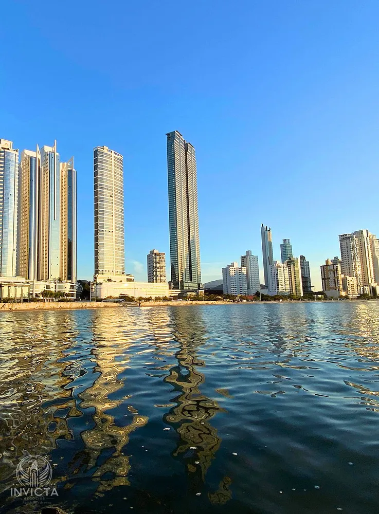 Apartamento, 4 quartos, 265 m² - Foto 2