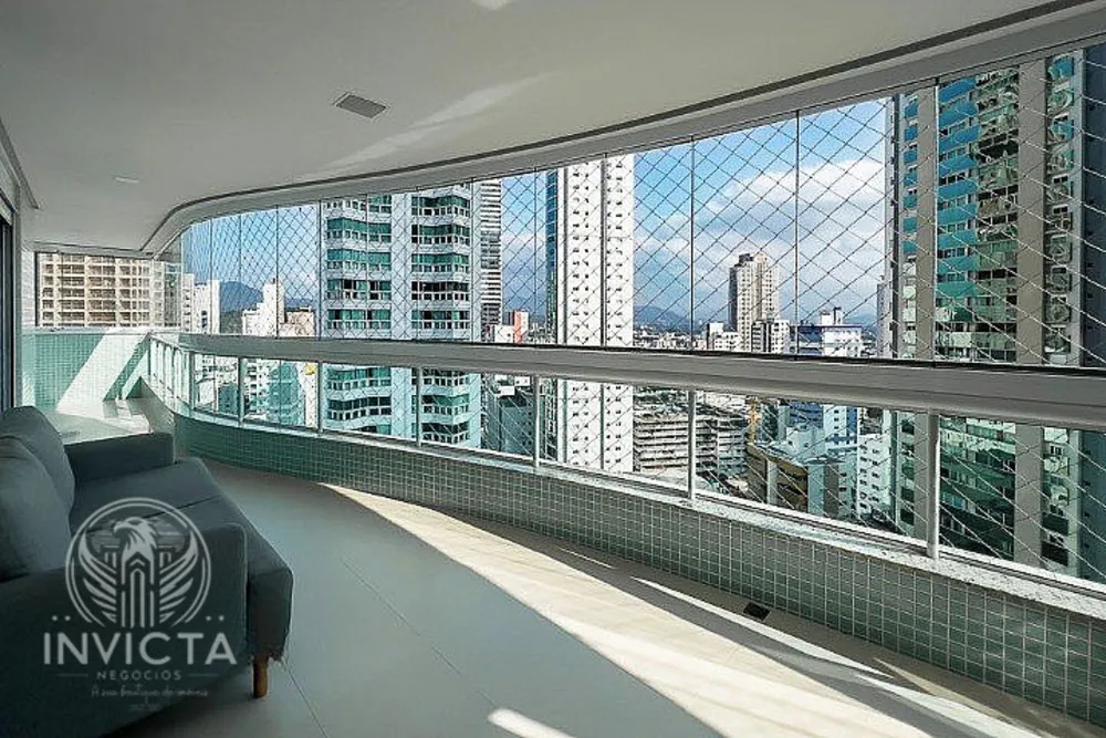 Apartamento, 3 quartos, 217 m² - Foto 1