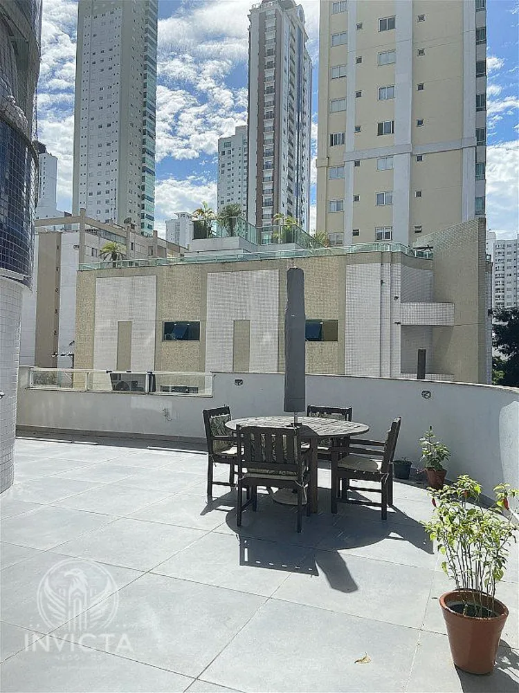 Apartamento, 3 quartos, 226 m² - Foto 2