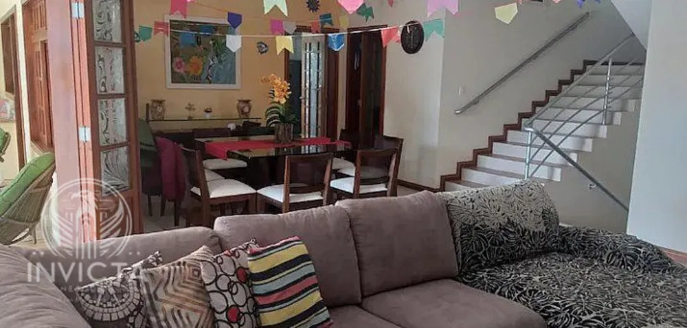 Casa, 4 quartos, 351 m² - Foto 1