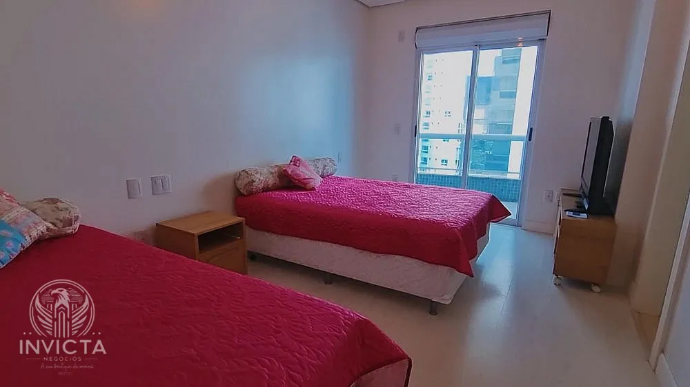 Apartamento, 3 quartos, 260 m² - Foto 11
