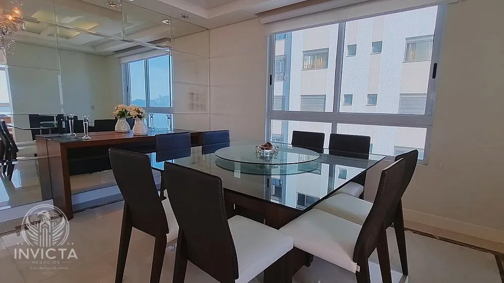 Apartamento, 3 quartos, 260 m² - Foto 10