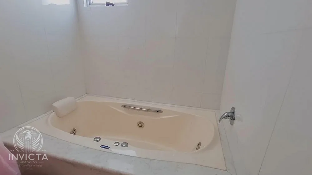 Apartamento, 3 quartos, 260 m² - Foto 3