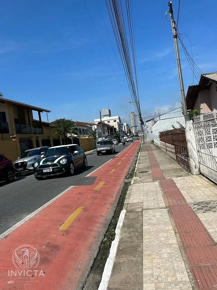 Sobrado, 6 quartos, 453 m² - Foto 2