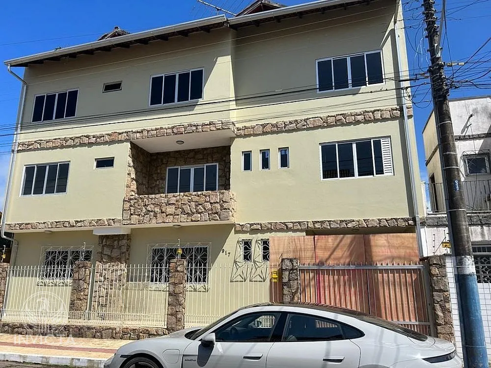 Sobrado, 6 quartos, 453 m² - Foto 1