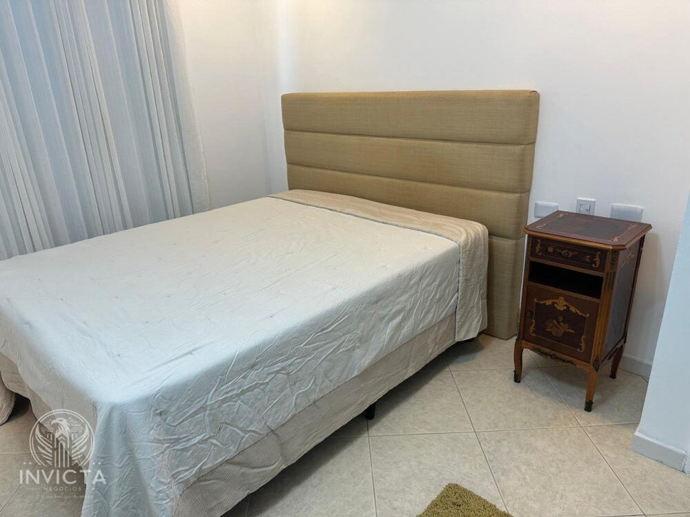 Apartamento para alugar com 2 quartos, 197m² - Foto 11