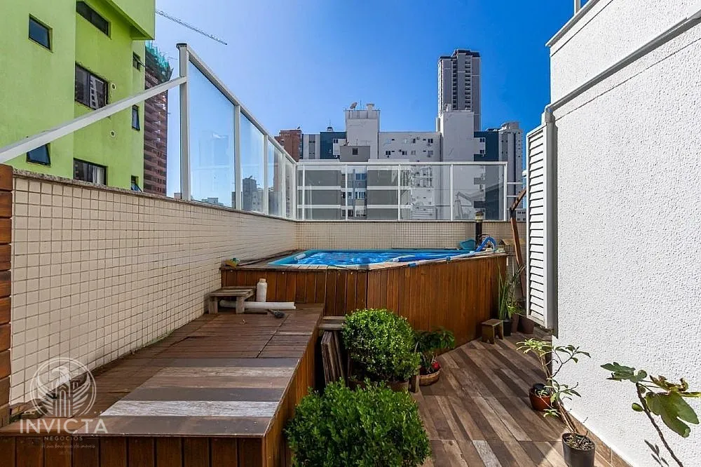 Apartamento, 3 quartos, 178 m² - Foto 1