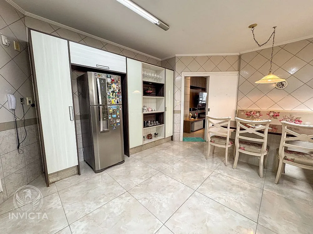 Apartamento, 4 quartos, 215 m² - Foto 5