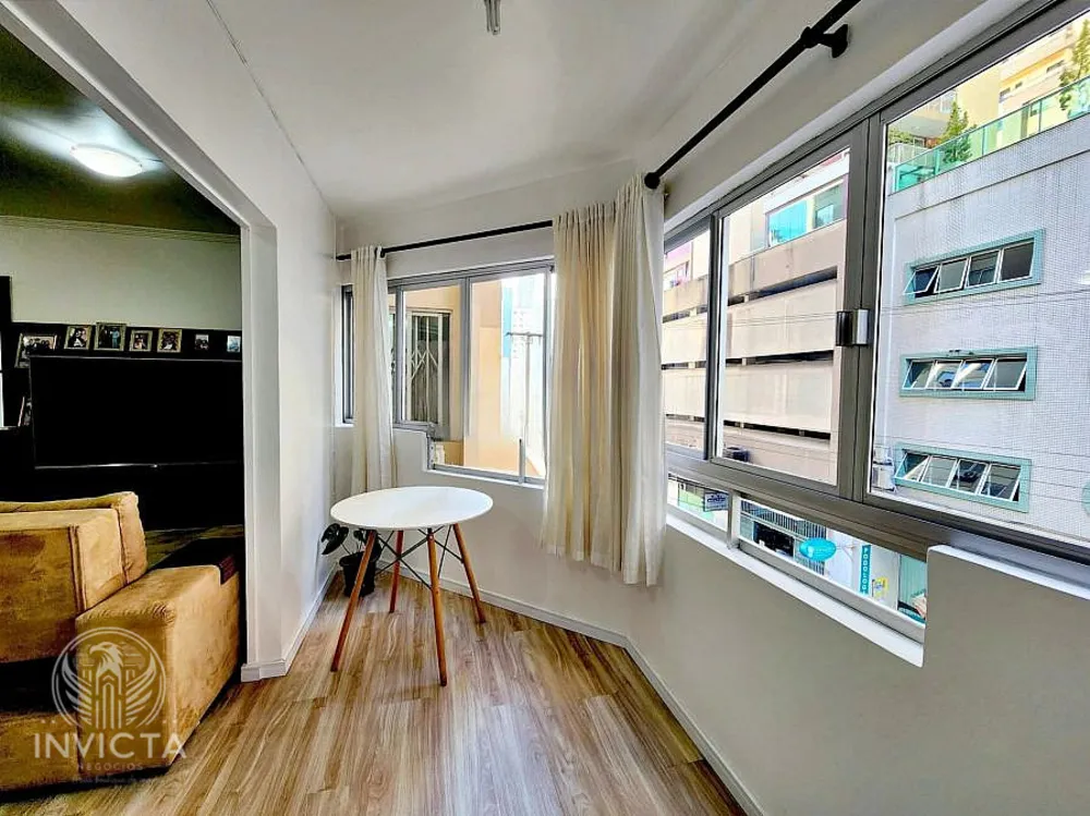 Apartamento, 3 quartos, 136 m² - Foto 2