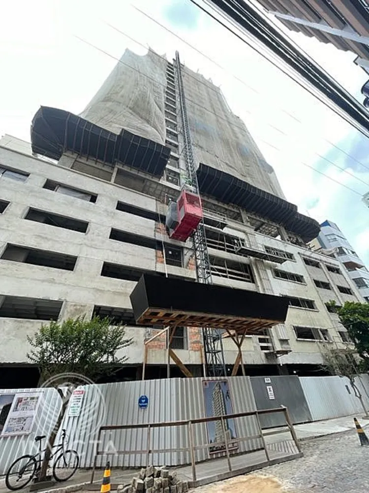 Apartamento, 4 quartos, 200 m² - Foto 1