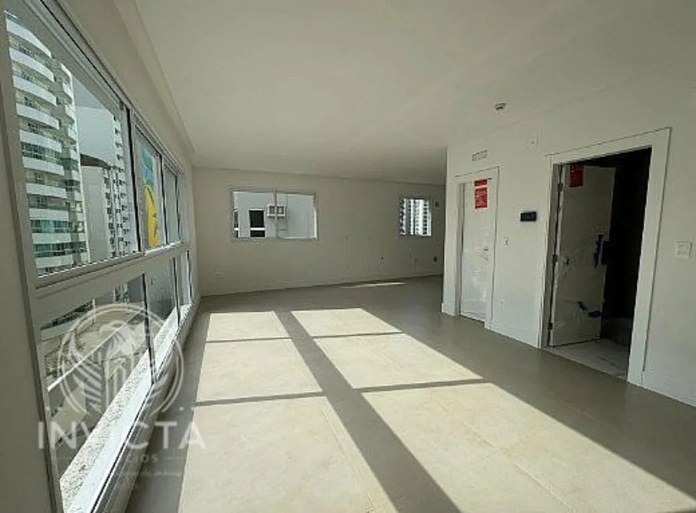 Apartamento, 3 quartos, 125 m² - Foto 2