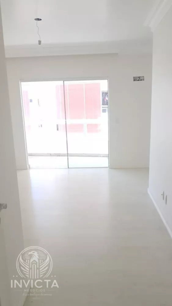 Apartamento à venda com 3 quartos, 152m² - Foto 9