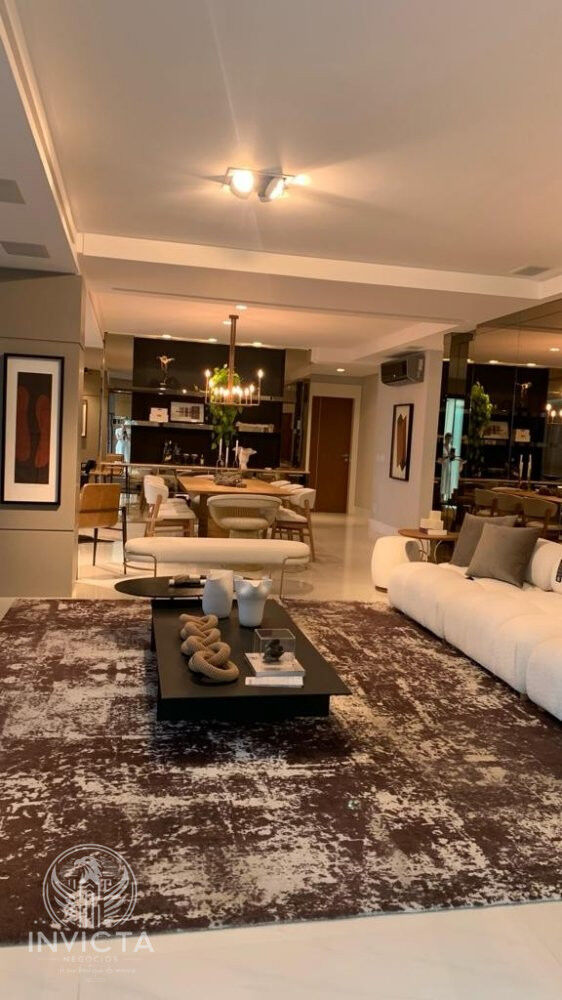 Apartamento à venda com 3 quartos, 187m² - Foto 1
