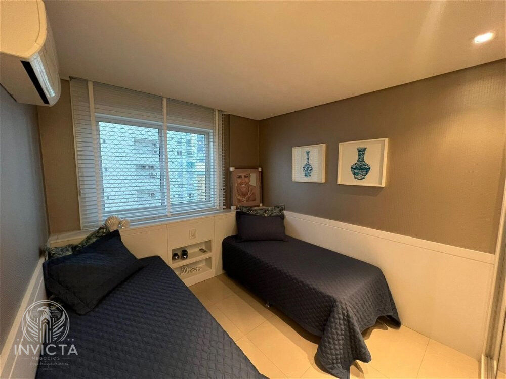 Apartamento à venda com 3 quartos, 128m² - Foto 11