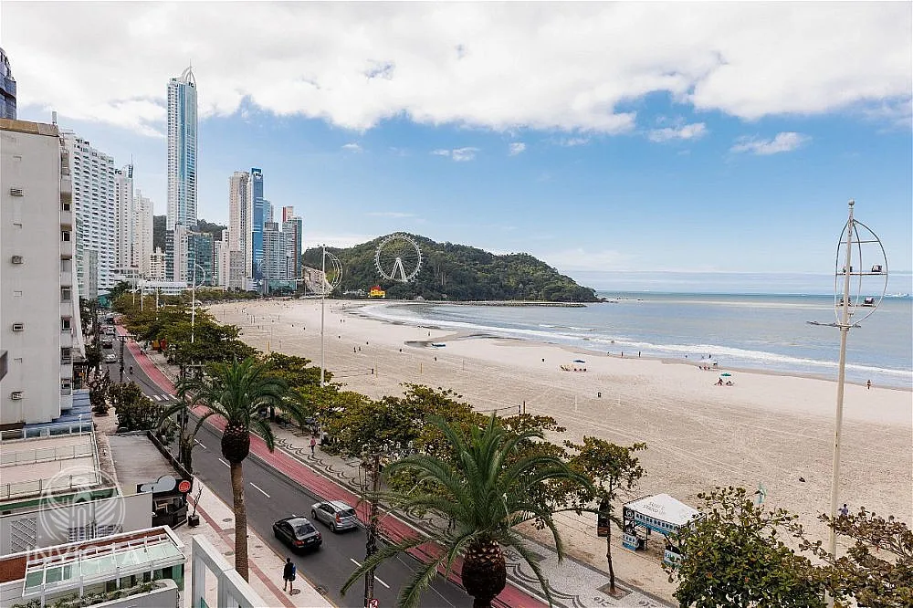 Apartamento, 3 quartos, 200 m² - Foto 1