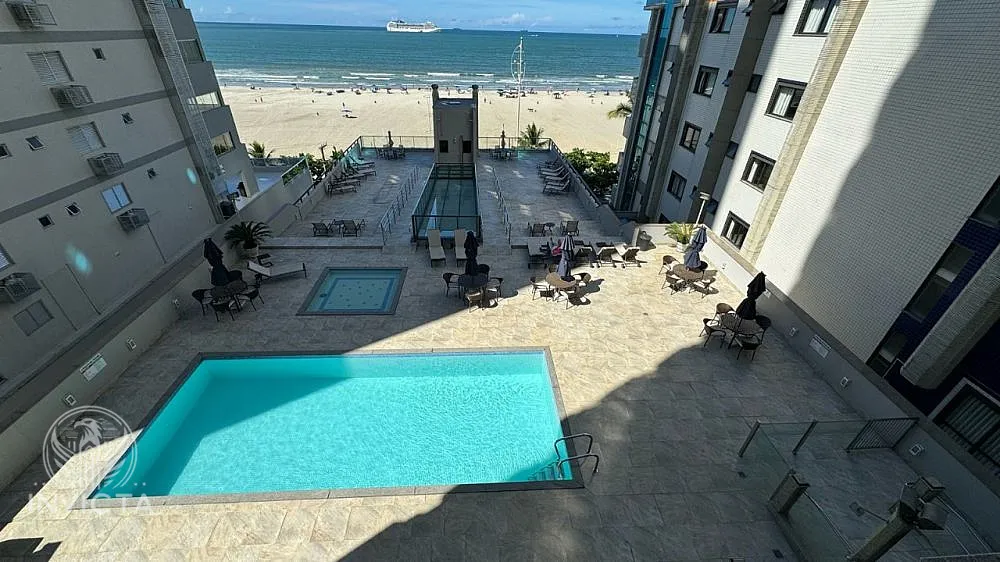 Apartamento, 4 quartos, 241 m² - Foto 1