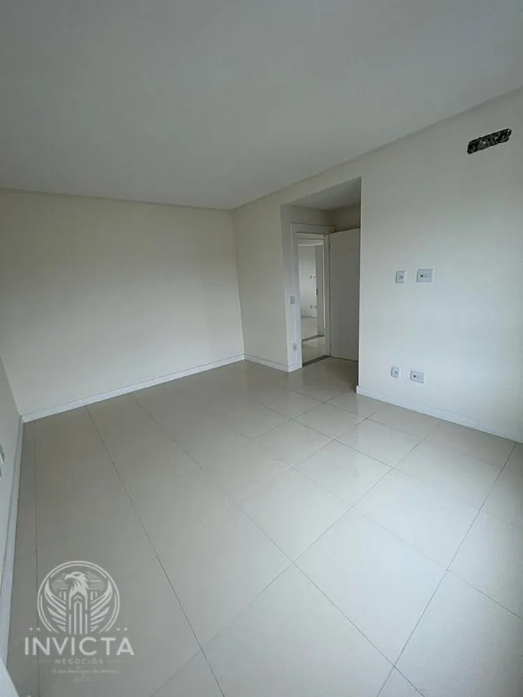 Apartamento, 3 quartos, 130 m² - Foto 3