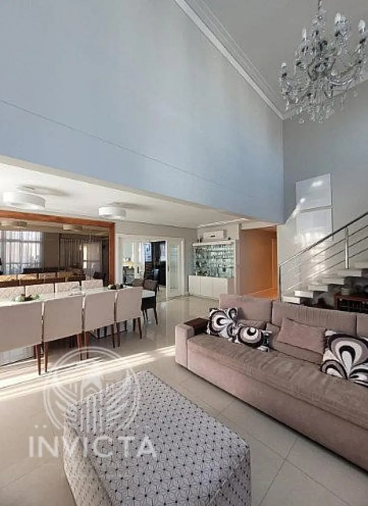 Apartamento, 3 quartos, 252 m² - Foto 2