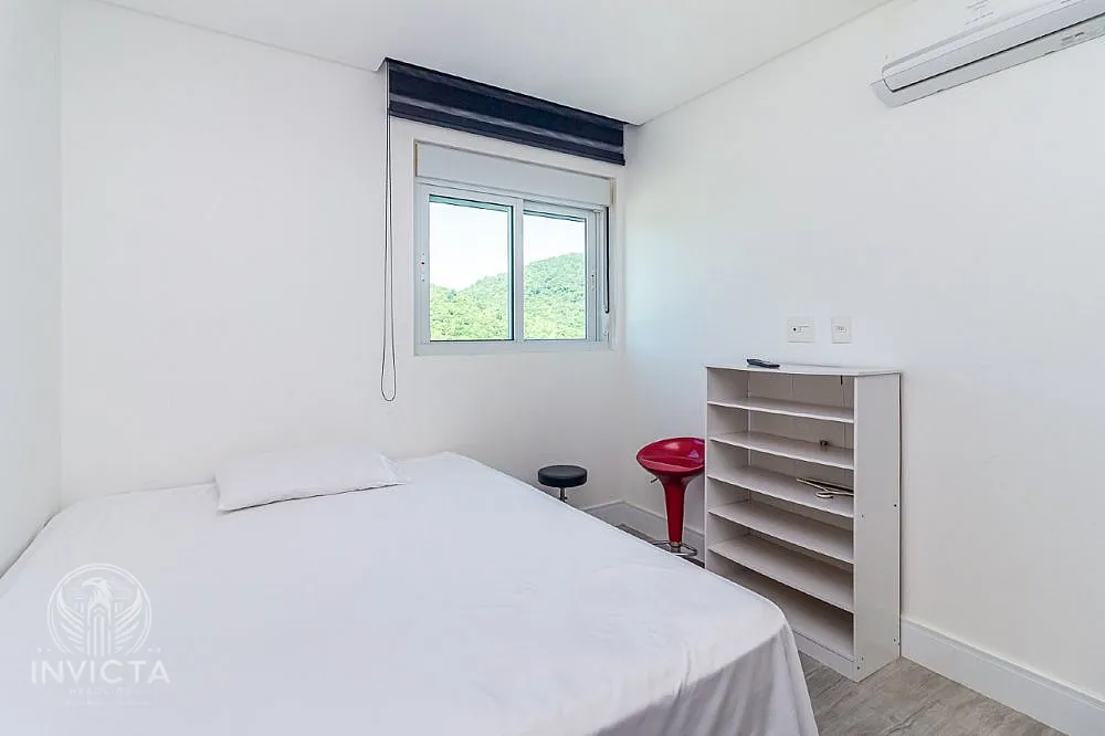 Apartamento, 3 quartos, 200 m² - Foto 1
