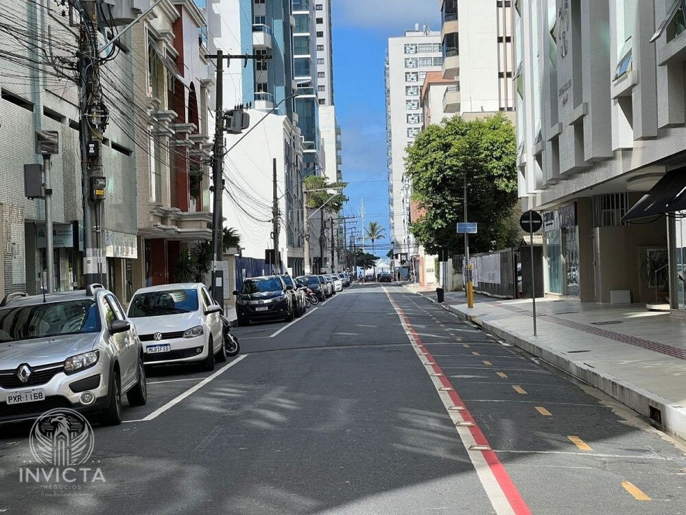 Apartamento à venda com 3 quartos, 136m² - Foto 9