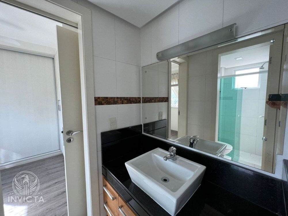 Apartamento à venda com 3 quartos, 136m² - Foto 8