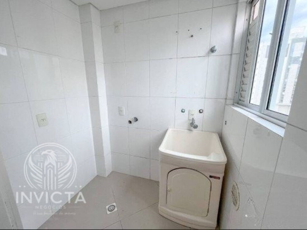 Apartamento à venda com 3 quartos, 99m² - Foto 7